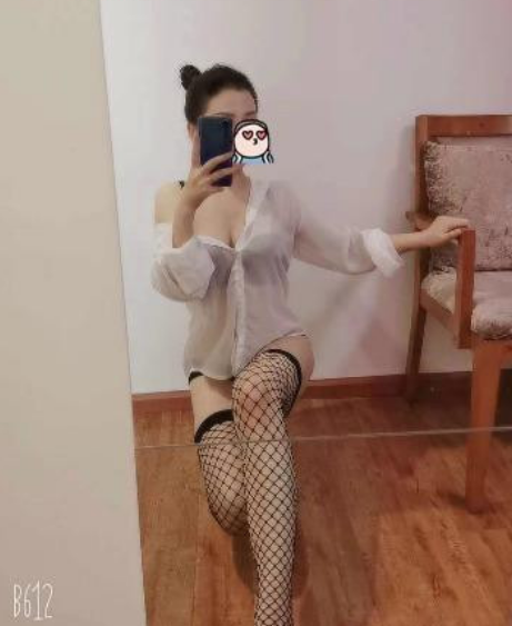 花果园一线天少妇